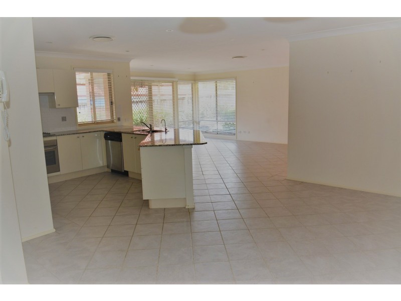 2 Mistral Close, Gwandalan NSW 2259