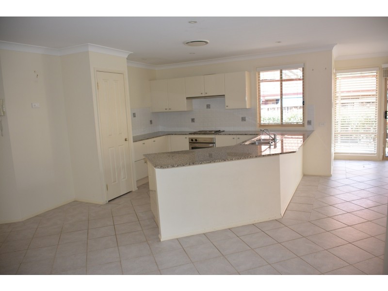 2 Mistral Close, Gwandalan NSW 2259