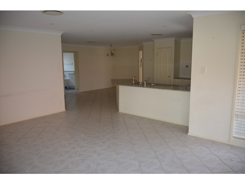 2 Mistral Close, Gwandalan NSW 2259