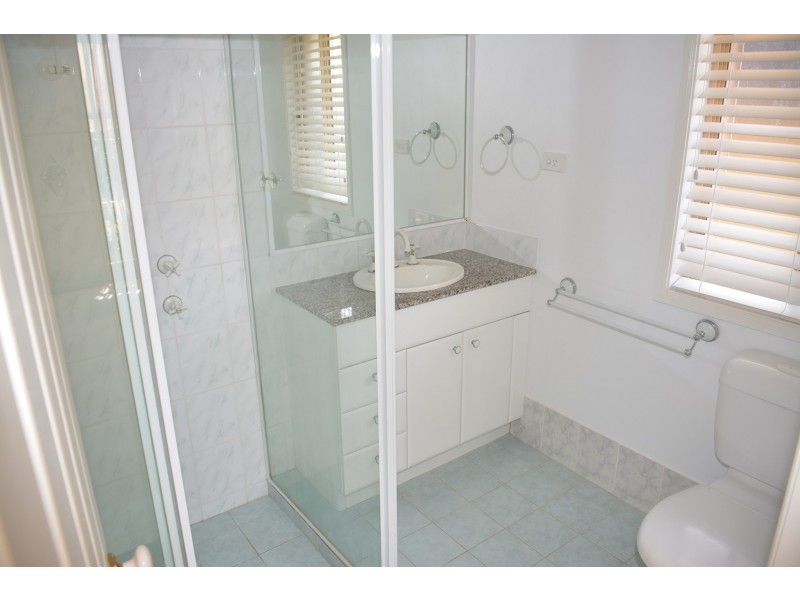 2 Mistral Close, Gwandalan NSW 2259