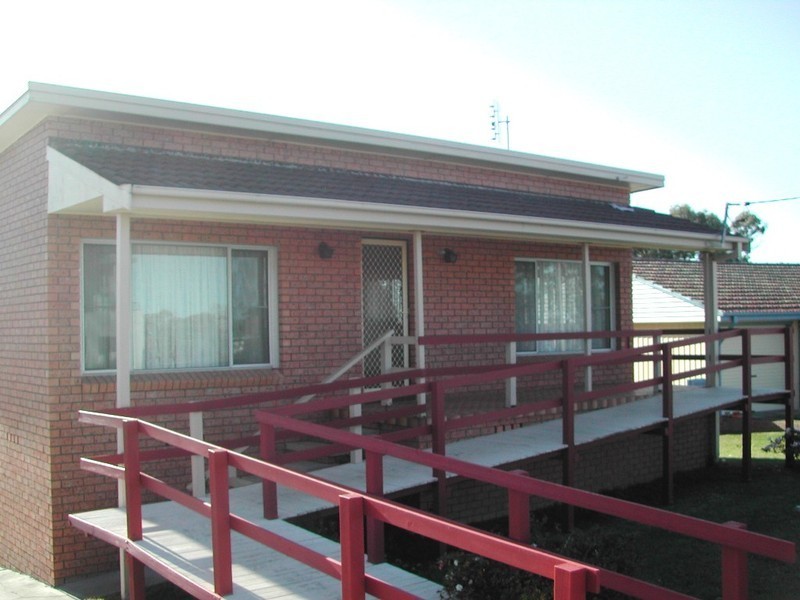 17 Kailua Avenue, Budgewoi NSW 2262