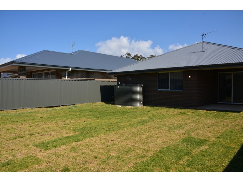 20 Clinton Way, Hamlyn Terrace NSW 2259