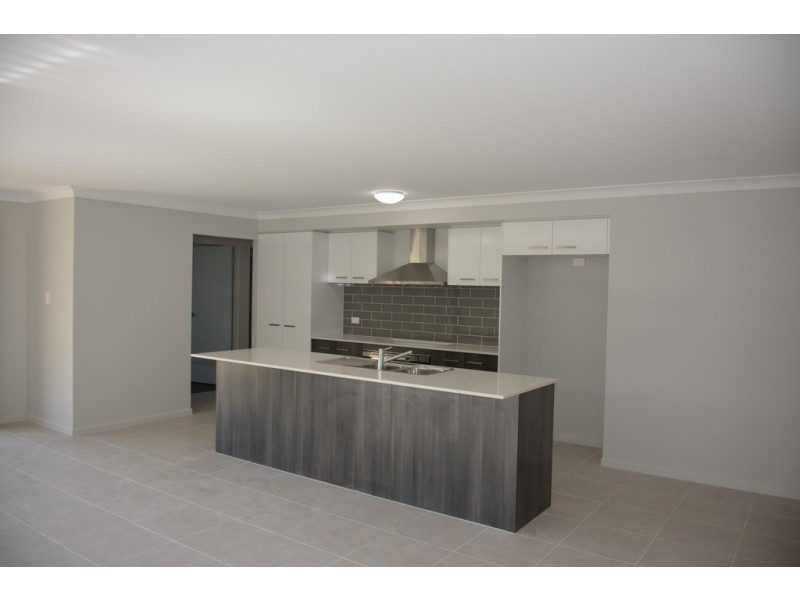 20 Clinton Way, Hamlyn Terrace NSW 2259
