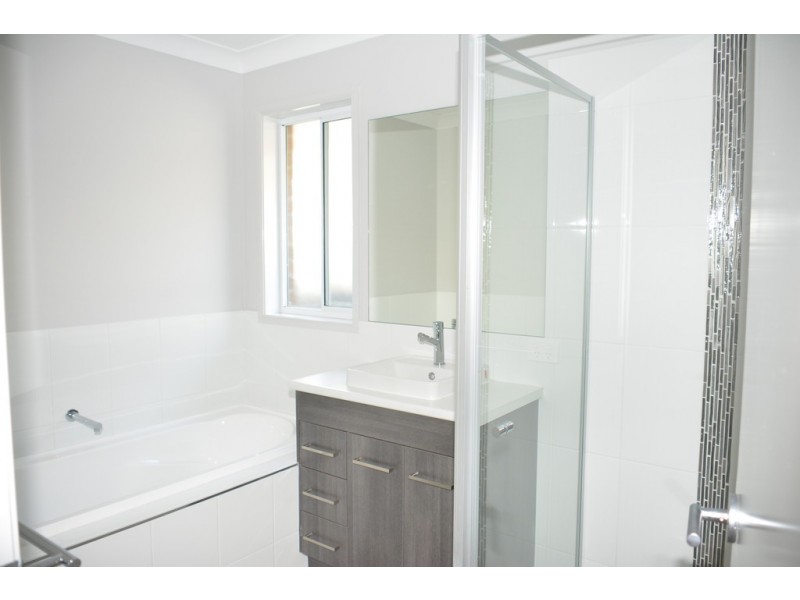 20 Clinton Way, Hamlyn Terrace NSW 2259