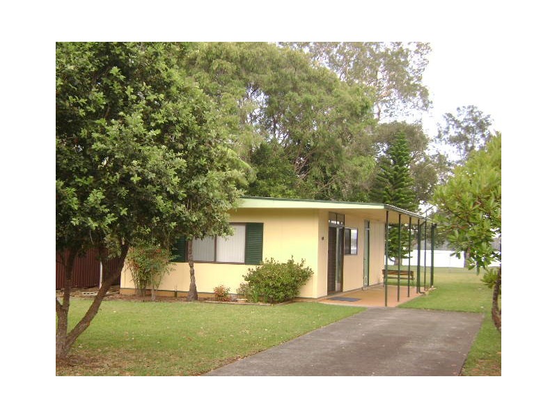 12 SUNSET PARADE, Chain Valley Bay NSW 2259