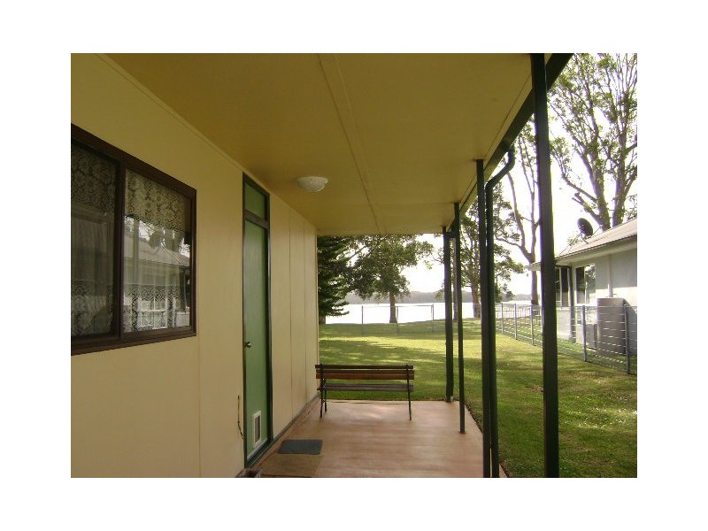 12 SUNSET PARADE, Chain Valley Bay NSW 2259