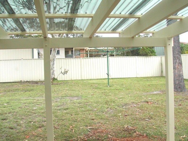 2 Anchorage Circle, Summerland Point NSW 2259