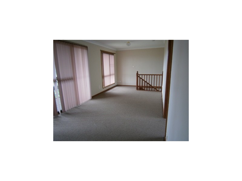 45 Winbin Crescent, Gwandalan NSW 2259