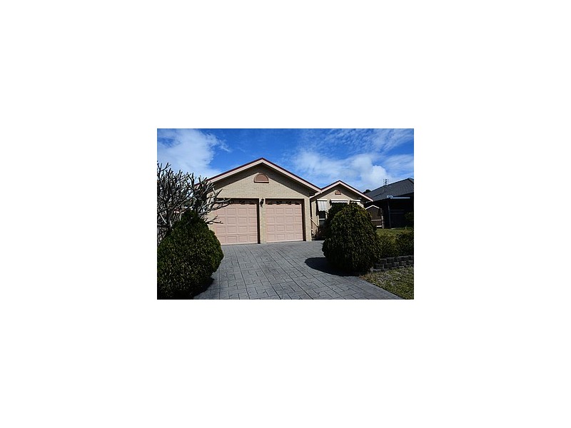 2 Mistral Close, Gwandalan NSW 2259