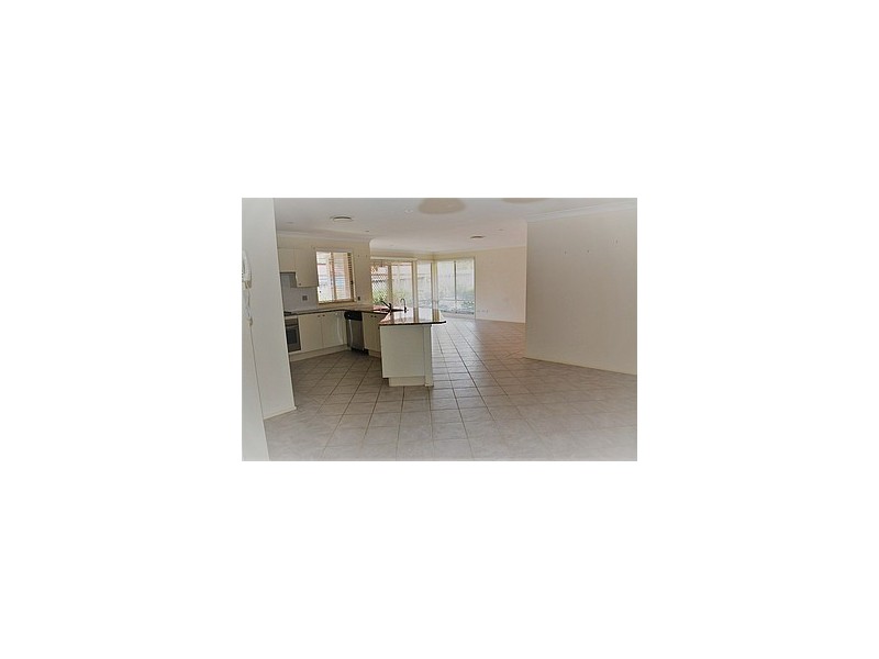 2 Mistral Close, Gwandalan NSW 2259