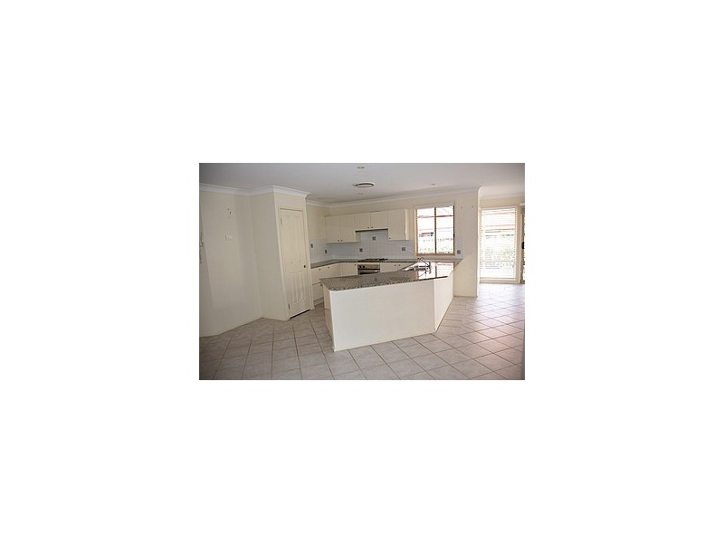 2 Mistral Close, Gwandalan NSW 2259