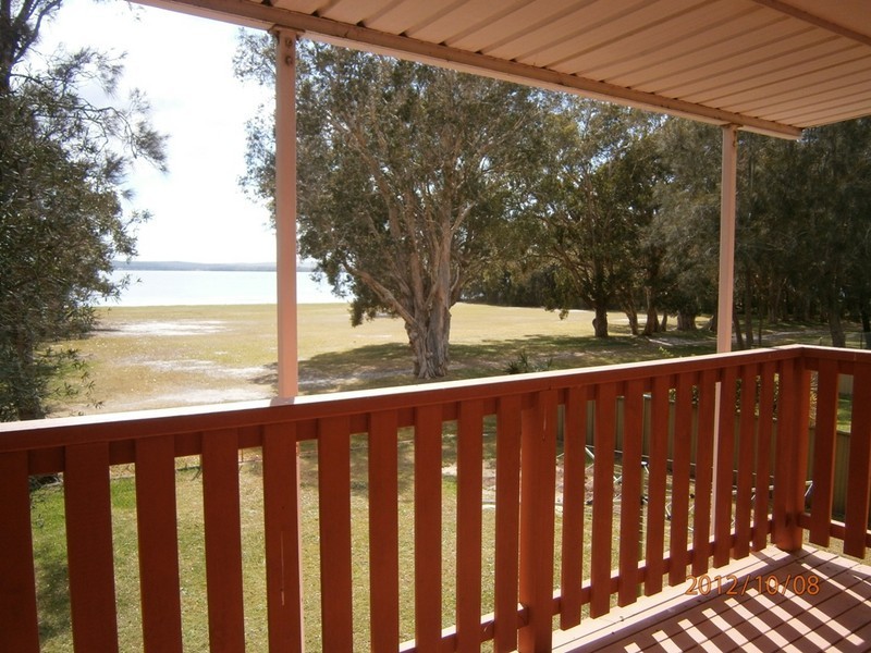 61 NATUNA AVENUE (UNIT 1), Budgewoi NSW 2262