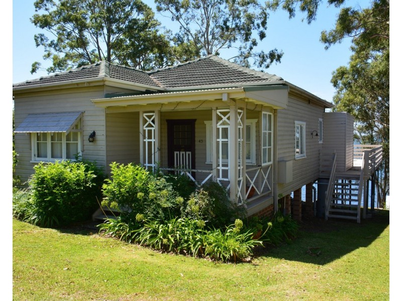 43 Gordon Ave, Summerland Point NSW 2259