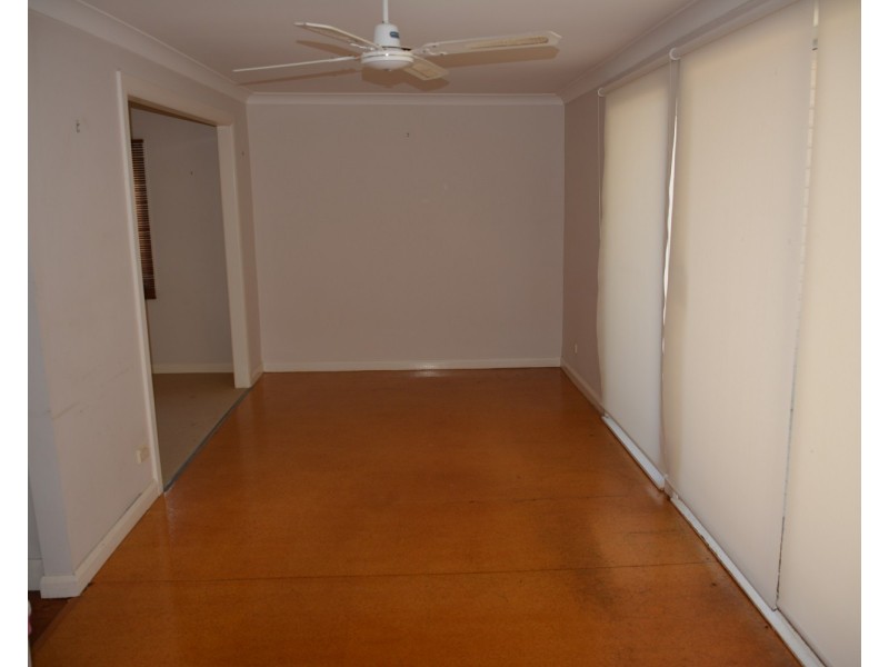 43 Gordon Ave, Summerland Point NSW 2259