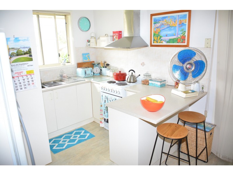24 Muraban Road, Summerland Point NSW 2259