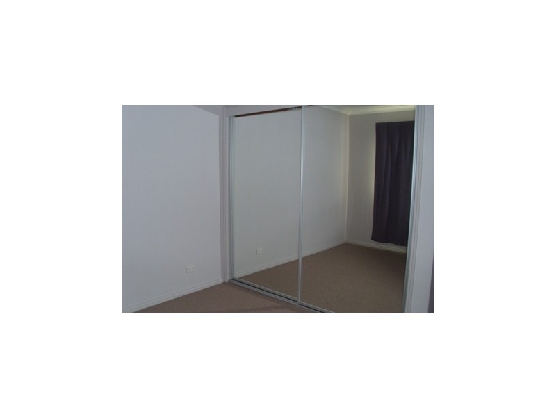 2 29 KALELE AVENUE, Budgewoi NSW 2262