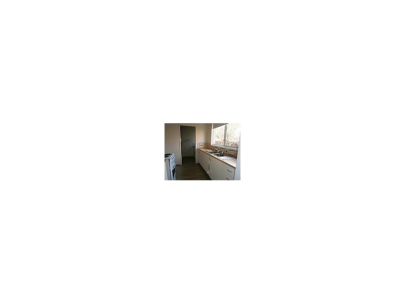 2/6 Lake St, Budgewoi NSW 2262
