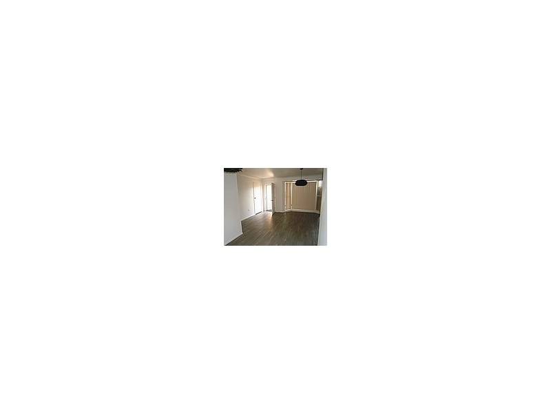 2/6 Lake St, Budgewoi NSW 2262