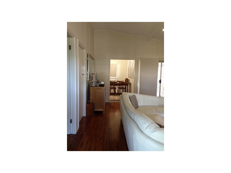 52 Woolana Ave, Budgewoi NSW 2262