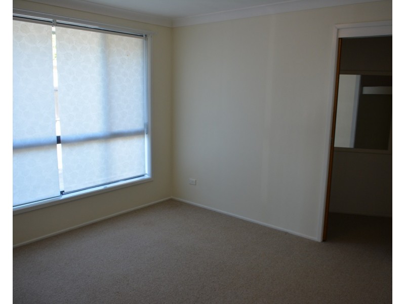 1/7 Anembo, Summerland Point NSW 2259