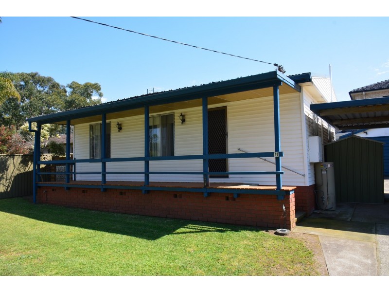 11 Parraweena Rd, Gwandalan NSW 2259