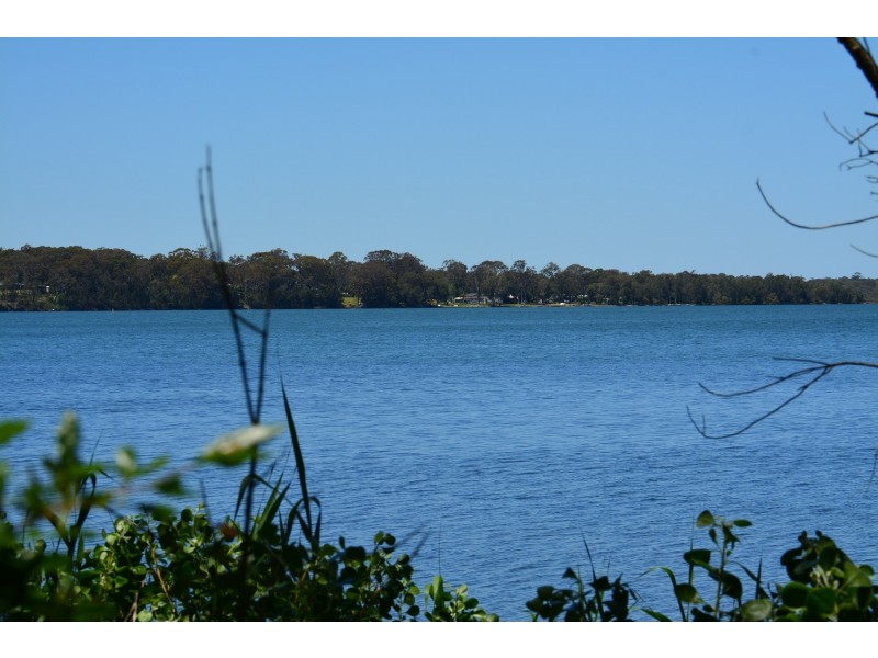 225 cams blvd, Summerland Point NSW 2259