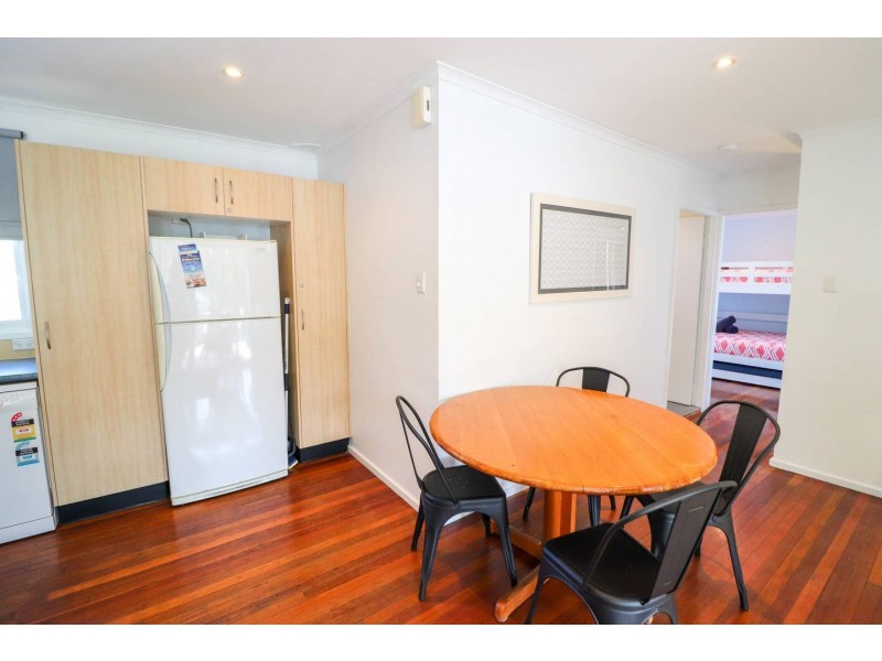 24 Ginganup, Summerland Point NSW 2259