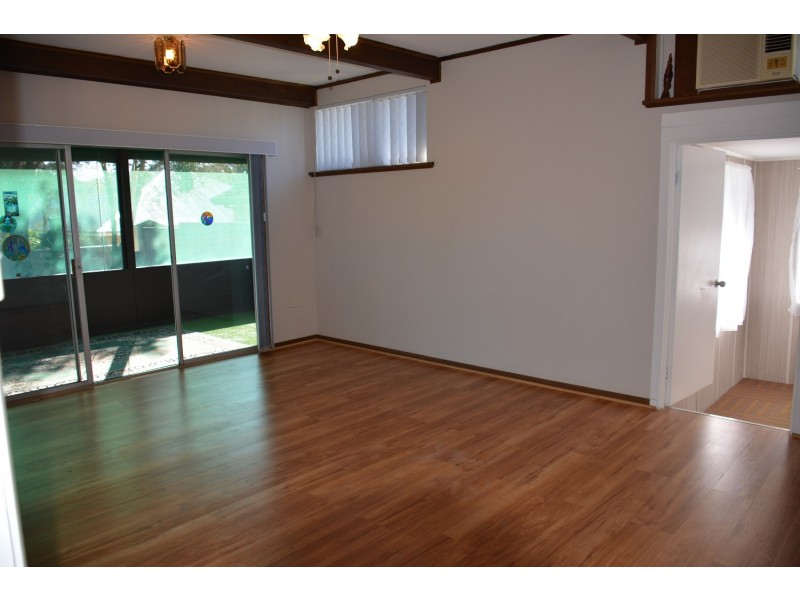 24 Tarwarri Road, Summerland Point NSW 2259