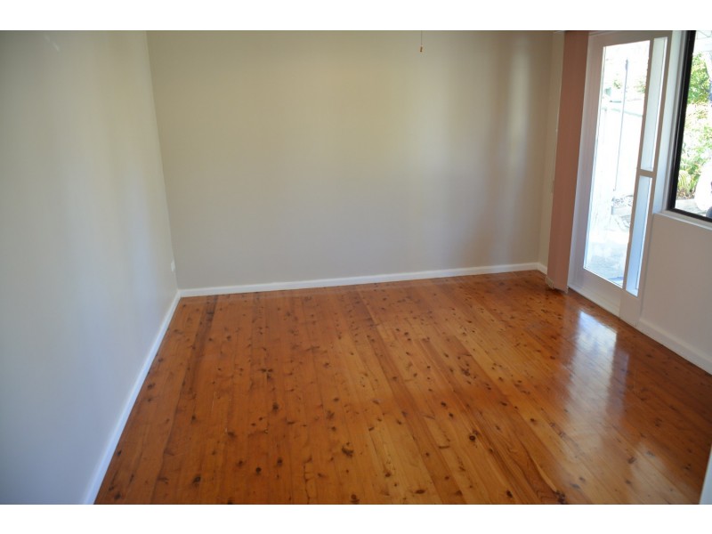 24 Tarwarri Road, Summerland Point NSW 2259