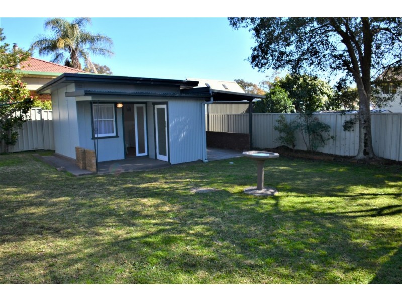 24 Tarwarri Road, Summerland Point NSW 2259