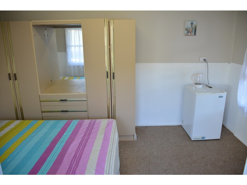 24 Tarwarri Road, Summerland Point NSW 2259