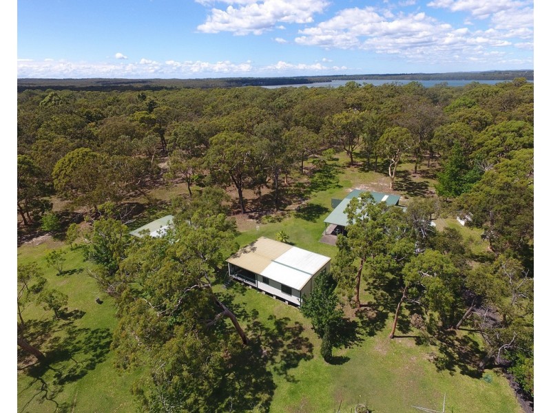 105 Yeramba Road, Summerland Point NSW 2259