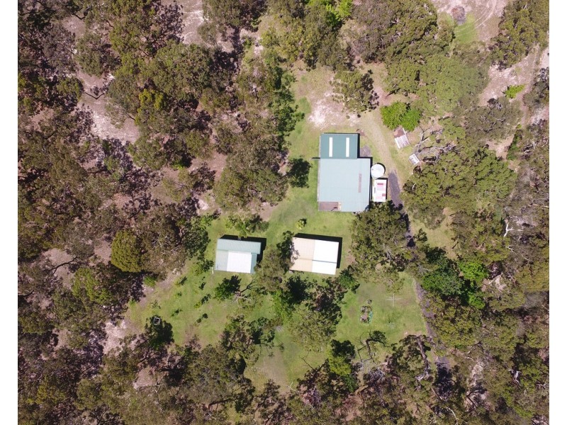 105 Yeramba Road, Summerland Point NSW 2259
