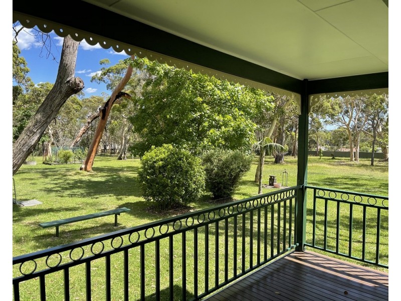 105 Yeramba Road, Summerland Point NSW 2259