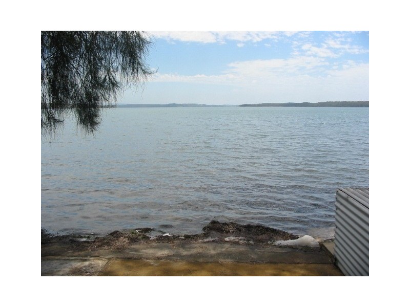 Summerland Point NSW 2259