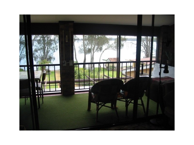 Summerland Point NSW 2259