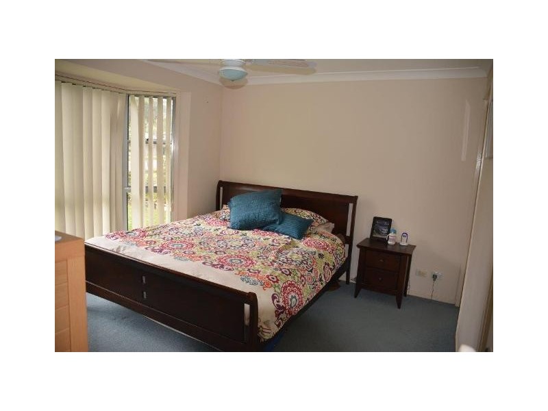 50 Cams Boulevarde, Summerland Point NSW 2259