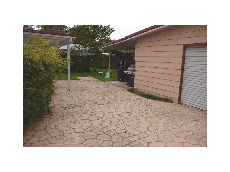 50 Cams Boulevarde, Summerland Point NSW 2259