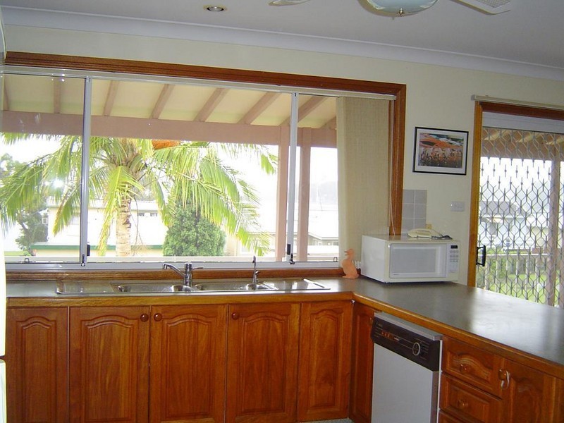 24 Kullaroo Road, Summerland Point NSW 2259