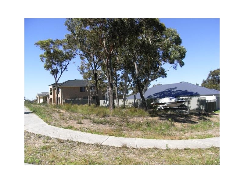 6 Windward Crescent, Gwandalan NSW 2259