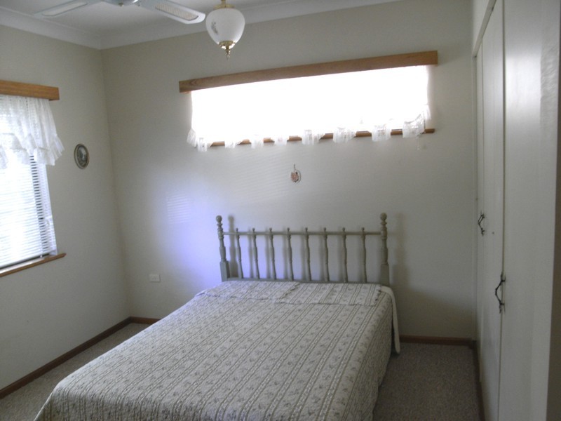 38 Diamond Head Drive, Budgewoi NSW 2262