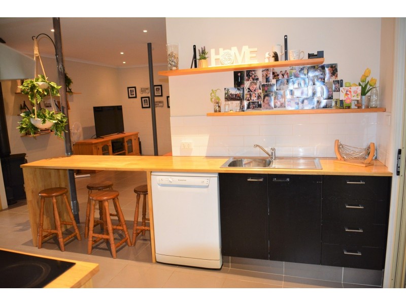 9 Dulkara Street, Gwandalan NSW 2259