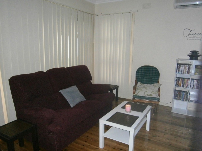 11 Quinalup Street, Gwandalan NSW 2259