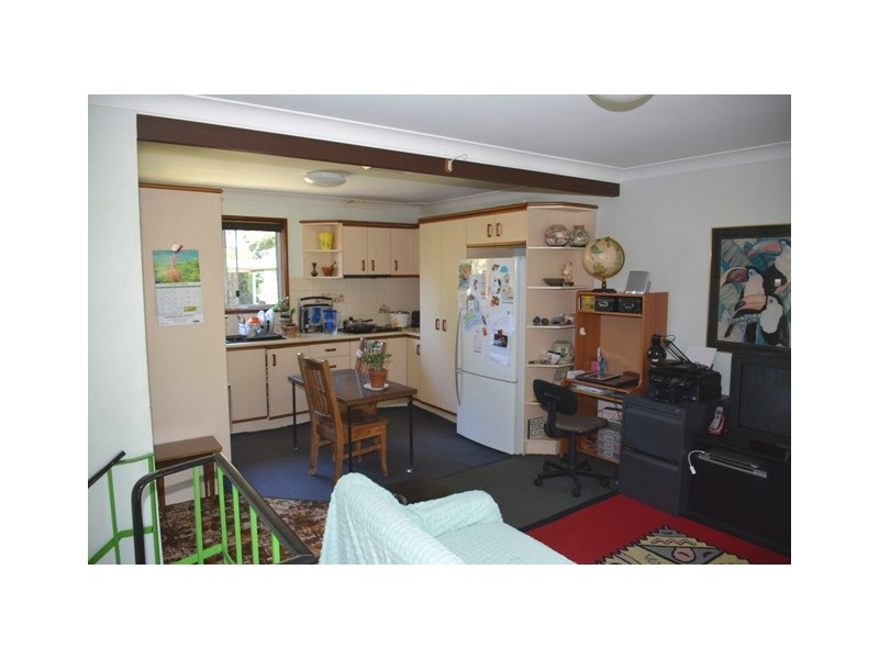 16 Billbabourie Road, Gwandalan NSW 2259