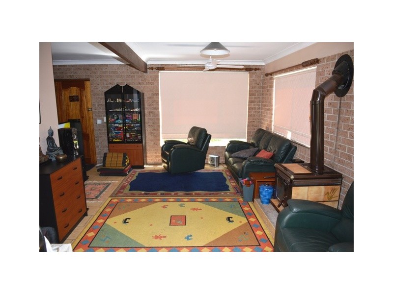 16 Billbabourie Road, Gwandalan NSW 2259