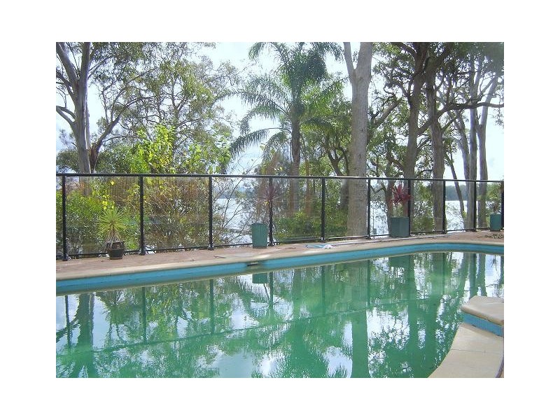 82 Teragalin Drive, Chain Valley Bay NSW 2259