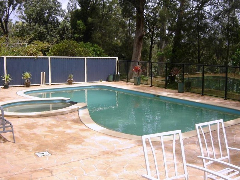 82 Teragalin Drive, Chain Valley Bay NSW 2259