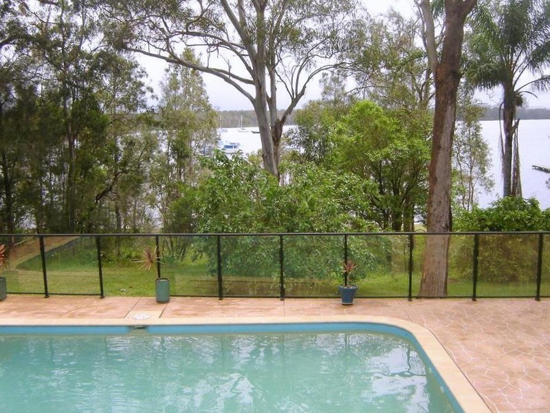 82 Teragalin Drive, Chain Valley Bay NSW 2259