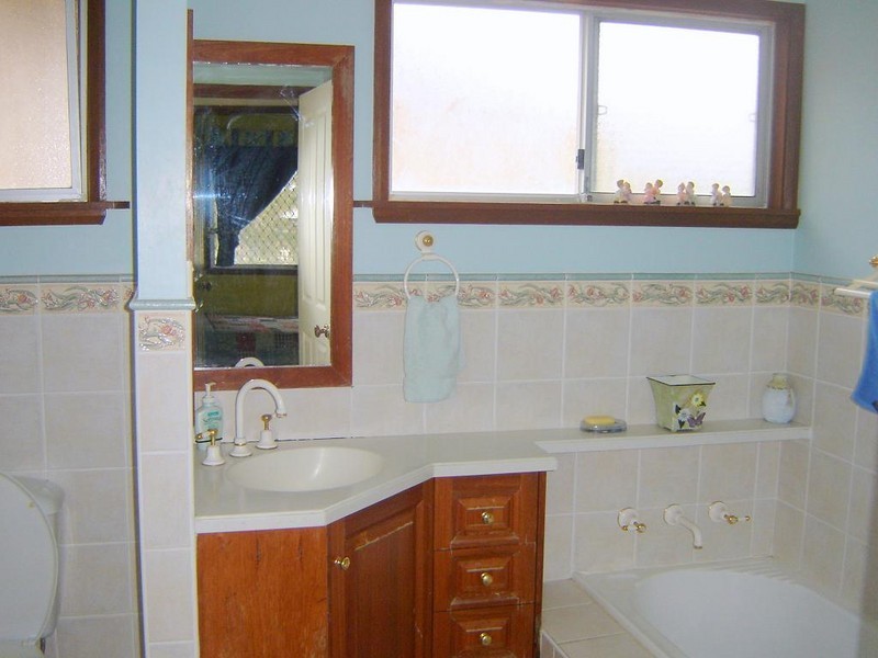 19 Yackerboom Avenue, Buff Point NSW 2262