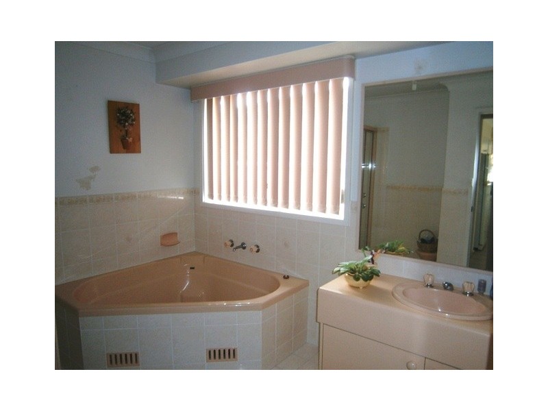 59 Scenic Circle, Budgewoi NSW 2262